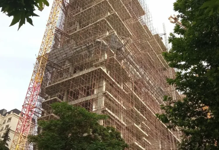 مسکونی کامرانیه / تهران-منطقه ۲۲ / ۲۲۰ واحد